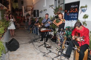 Música en los rincones llega a la calle Guadix