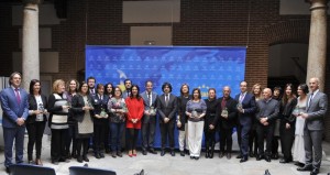 imagen_de_la_familia_de_los_premiados_800