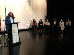 homenaje-clara-campoamor-1