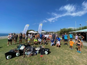 limpieza-playas-por-equipos
