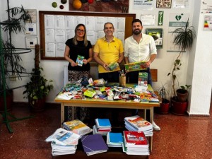 campana-material-escolar-centros